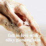 Dove Peppermint Bark Liquid Hand Wash for Deep Nourishment Holiday Treats Limited Edition, 12 fl oz - Image 2